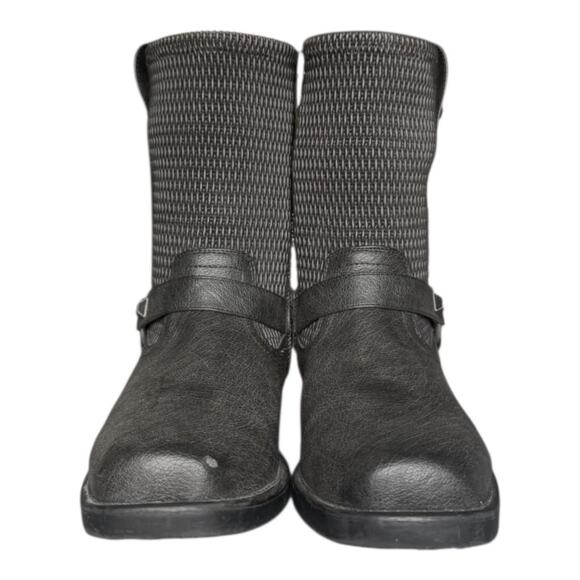 Frye Black Leather Boots | Size 5 - Picture 3 of 10